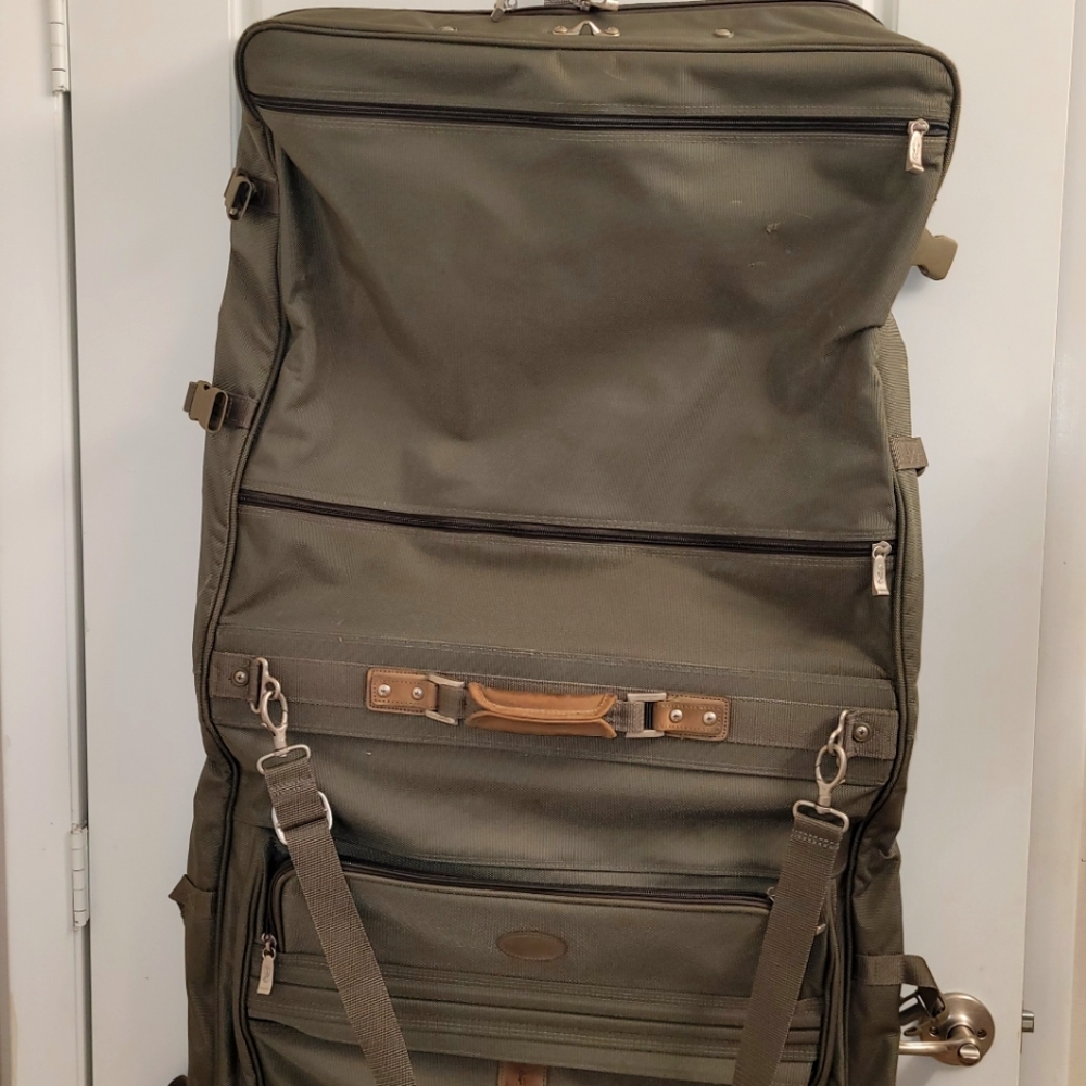 Garment bag